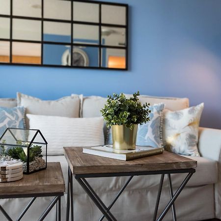 Cityscape Condo In Fort York Торонто Екстер'єр фото