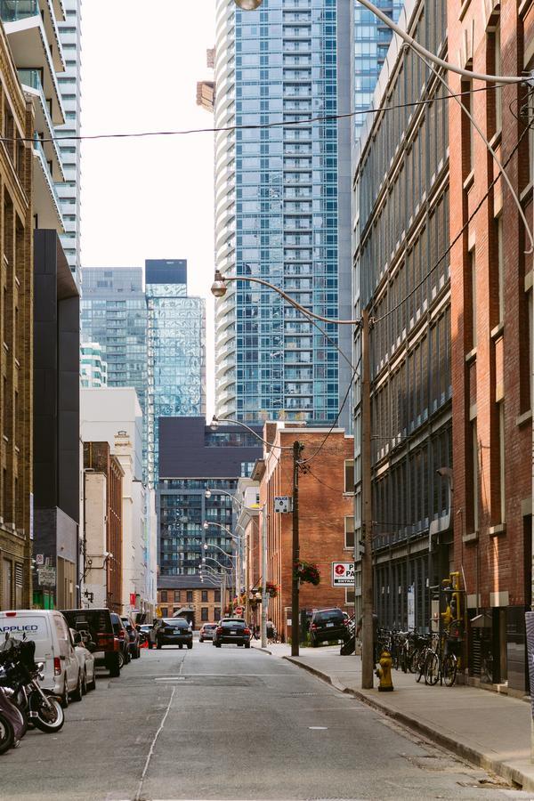 Cityscape Condo In Fort York Торонто Екстер'єр фото