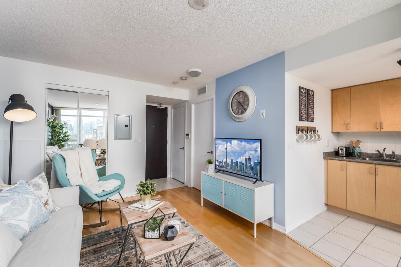 Cityscape Condo In Fort York Торонто Екстер'єр фото